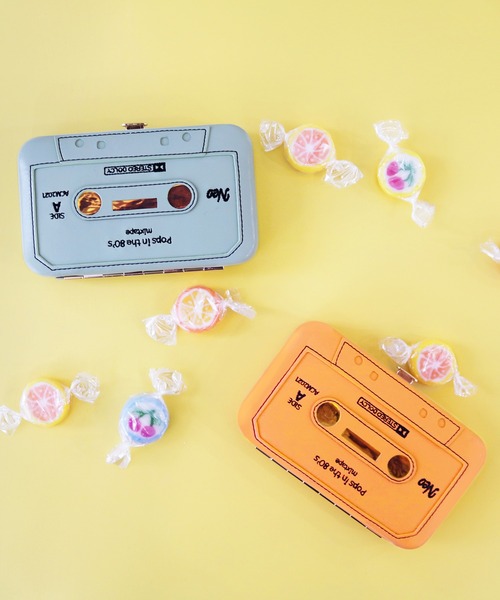 ACCOMMODE（アコモデ）の「カセットテープカードケース（カードケース・レディース・オレンジ/ブルー/イエロー/グリーン・FREE）」の9枚目の写真