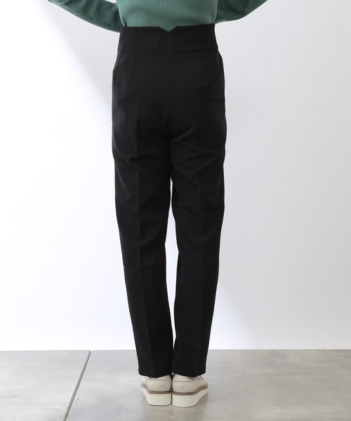 COLONY 2139（コロニートゥーワンスリーナイン）の「ストレッチイージーケアパンツ(テーパード2)（その他パンツ・レディース・ブラック/ブルー/グリーン/モカ・SMALL/MEDIUM/LARGE）」の18枚目の写真
