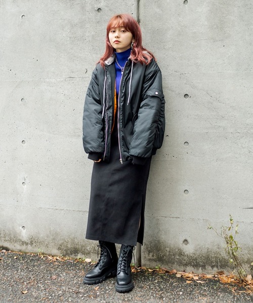 RASVOA(ラスボア)の「ベルト付きスリットタイトスカート(スカート・レディース・ブラック・FREE)」の19枚目の写真