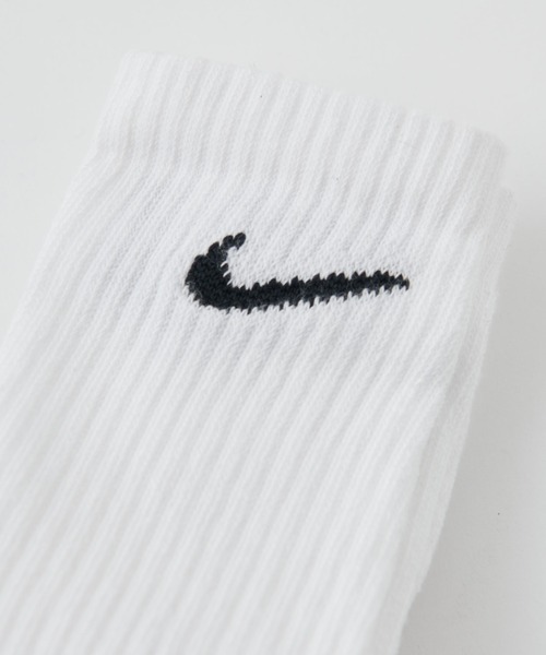 NIKE(ナイキ)の「NIKE/ナイキ 3Pエブリデイクッションクルーソックス(ソックス/靴下・レディース・ホワイト/ブラック・23/21)」の4枚目の写真