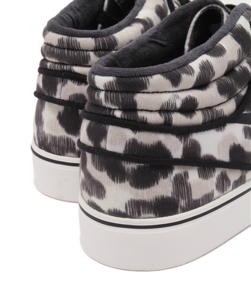 NIKE SB（ナイキエスビー）の「ユニセックス ナイキ ジャノスキ ミッド 