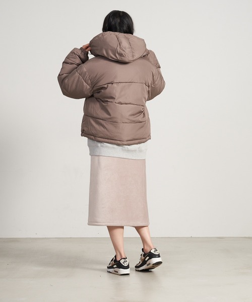 OUTDOOR PRODUCTS APPAREL(アウトドアプロダクツアパレル)の「上下セット対応可能 カットコール裏ボアボンディング巻きスカート(スカート・レディース・ライトグレー/ベージュ/ブラウン・MEDIUM/LARGE)」の4枚目の写真