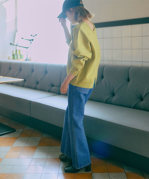 titivate(ティティベイト)の「センタープレスブーツカットデニムパンツ(デニムパンツ・レディース・ライトブルー/ブルー/ブラック/インディゴブルー・S/M/L)」の8枚目の写真