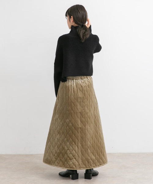 KBF（ケイビーエフ）の「ベロアキルティングフレアスカート（スカート・レディース・カーキ/ベージュ/ブラック・ONE）」の5枚目の写真