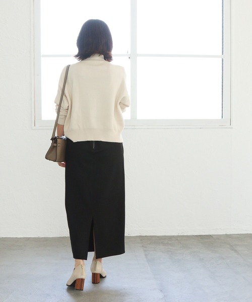 grandfleur（グランドフルール）の「本革ピースのスクエアトゥ/ウッドヒールブーティー（パンプス・レディース・ブラック/アイボリー・M/L/LL/3L/S）」の6枚目の写真