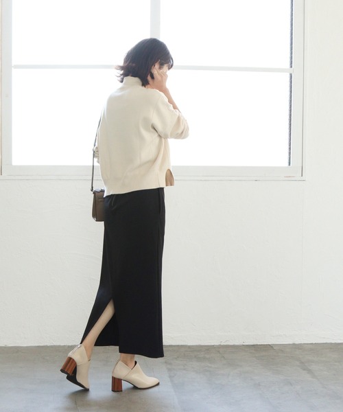 grandfleur（グランドフルール）の「本革ピースのスクエアトゥ/ウッドヒールブーティー（パンプス・レディース・ブラック/アイボリー・M/L/LL/3L/S）」の7枚目の写真