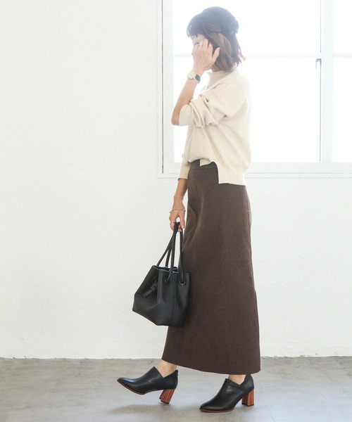 grandfleur（グランドフルール）の「本革ピースのスクエアトゥ/ウッドヒールブーティー（パンプス・レディース・ブラック/アイボリー・M/L/LL/3L/S）」の16枚目の写真