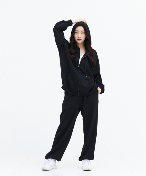 17HR(セブンティーンアワーズ)の「ロゴジップパーカー【セットアップ可】(パーカー・レディース・ライトグレー/ブラック・FREE)」の11枚目の写真