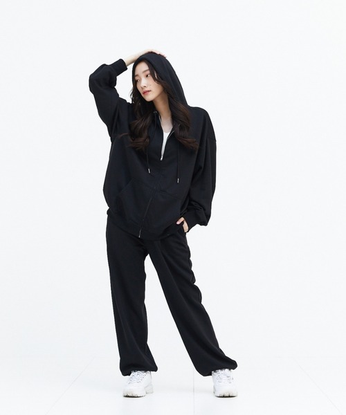 17HR(セブンティーンアワーズ)の「ロゴジップパーカー【セットアップ可】(パーカー・レディース・ライトグレー/ブラック・FREE)」の13枚目の写真