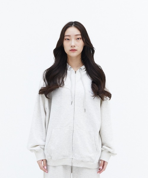 17HR(セブンティーンアワーズ)の「ロゴジップパーカー【セットアップ可】(パーカー・レディース・ライトグレー/ブラック・FREE)」の17枚目の写真