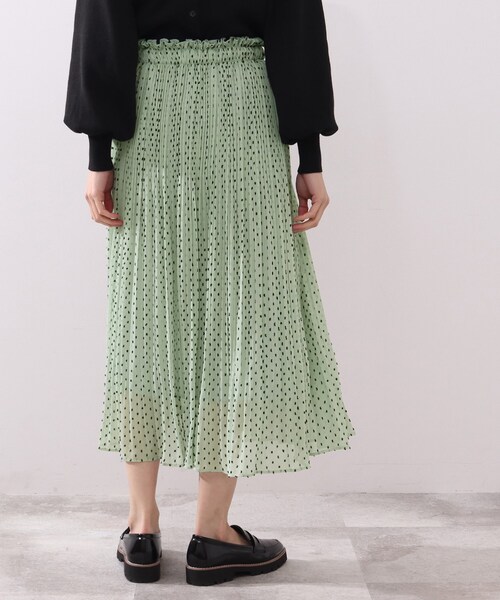 DRESKIP(ドレスキップ)の「◆ドビードットプリーツスカート(スカート・レディース・ブラック/オフホワイト/ライトグリーン・02/03/04)」の6枚目の写真