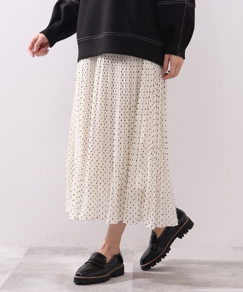 DRESKIP(ドレスキップ)の「◆ドビードットプリーツスカート(スカート・レディース・ブラック/オフホワイト/ライトグリーン・02/03/04)」の10枚目の写真