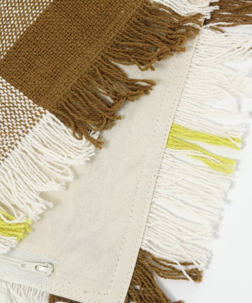 niko and...（ニコアンド）の「オリジナルフリンジチェッククッションカバー（クッション/クッションカバー・レディース・ブラウン/ワイン・0）」の13枚目の写真