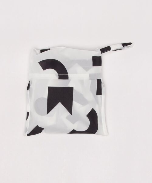 FABHUG (ファブハグ)の「Tsumiki レインポンチョ #つみき(レインコート/ポンチョ・キッズ・オフホワイト/パープル・M/S)」の4枚目の写真