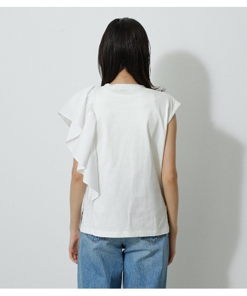 AZUL by moussy（アズールバイマウジー）の「ASYMMETRY FRILL TOPS/アシメトリーフリルトップス（シャツ/ブラウス・レディース・ホワイト/グリーン/イエロー/ブラック・MEDIUM/SMALL）」の7枚目の写真