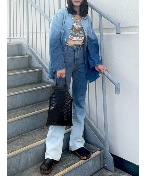 MOUSSY（マウジー）の「BLEACH DENIM 70S FLARE（デニムパンツ）」 - WEAR