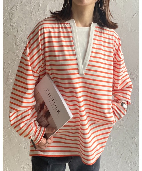 She's Closet(シーズクローゼット)の「ビッグシルエット深Vネックボーダー長袖プルオーバーロングTシャツ(Tシャツ/カットソー・レディース・ブラック/オレンジ/ブルー/グリーン/レッド・FREE)」の9枚目の写真