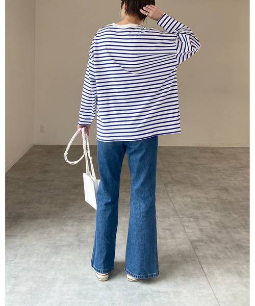She's Closet(シーズクローゼット)の「ビッグシルエット深Vネックボーダー長袖プルオーバーロングTシャツ(Tシャツ/カットソー・レディース・ブラック/オレンジ/ブルー/グリーン/レッド・FREE)」の11枚目の写真