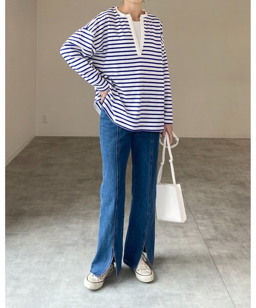 She's Closet(シーズクローゼット)の「ビッグシルエット深Vネックボーダー長袖プルオーバーロングTシャツ(Tシャツ/カットソー・レディース・ブラック/オレンジ/ブルー/グリーン/レッド・FREE)」の12枚目の写真
