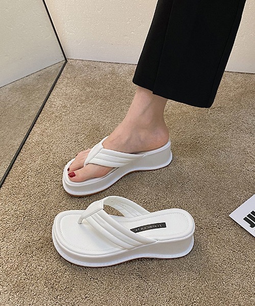 HALEY PESCA（ヘーリーペスカ）の「HALEY PESCA/厚底トングサンダル（サンダル・レディース・ホワイト/ブラック/イエロー・38/36）」の5枚目の写真