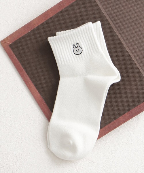 Honeys（ハニーズ）の「ワンポイントショート丈（ソックス/靴下・レディース・その他/パープル系その他/その他2/ホワイト系その他2/その他4/ブラック系その他/その他3/ホワイト系その他/その他1・FREE）」の3枚目の写真