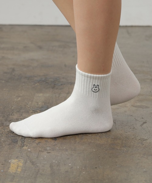 Honeys（ハニーズ）の「ワンポイントショート丈（ソックス/靴下・レディース・その他/パープル系その他/その他2/ホワイト系その他2/その他4/ブラック系その他/その他3/ホワイト系その他/その他1・FREE）」の21枚目の写真