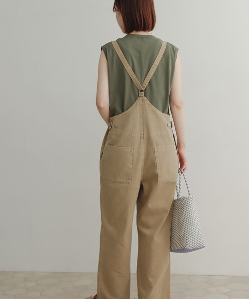 URBAN RESEARCH DOORS（アーバンリサーチドアーズ）の「ガーメントダイコットンサロペット（サロペット/オーバーオール・レディース・ベージュ/カーキ/アイボリー・ONE）」の11枚目の写真