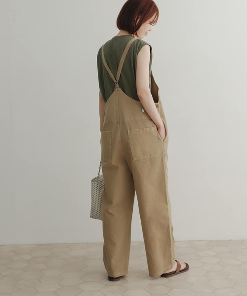 URBAN RESEARCH DOORS（アーバンリサーチドアーズ）の「ガーメントダイコットンサロペット（サロペット/オーバーオール・レディース・ベージュ/カーキ/アイボリー・ONE）」の14枚目の写真