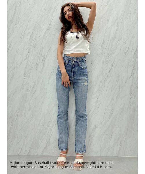 GYDA（ジェイダ）の「H/Wベルトデザインストレートデニムパンツ（デニムパンツ・レディース・ブルー/ライトブルー・X-SMALL/MEDIUM/SMALL）」の18枚目の写真