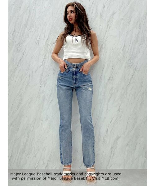 GYDA（ジェイダ）の「H/Wベルトデザインストレートデニムパンツ（デニムパンツ・レディース・ブルー/ライトブルー・X-SMALL/MEDIUM/SMALL）」の19枚目の写真