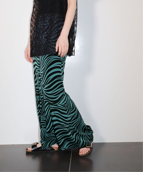 CITYSHOP(シティーショップ)の「ZEBRA PATTERN スカート(スカート・レディース・ブルー/カーキ・38/36)」の6枚目の写真