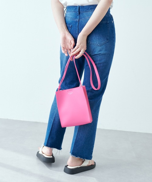 natural couture（ナチュラルクチュール）の「シンシアショルダーバッグ（ショルダーバッグ・レディース・ブラック/グレー/ピンク/アイボリー・FREE）」の4枚目の写真