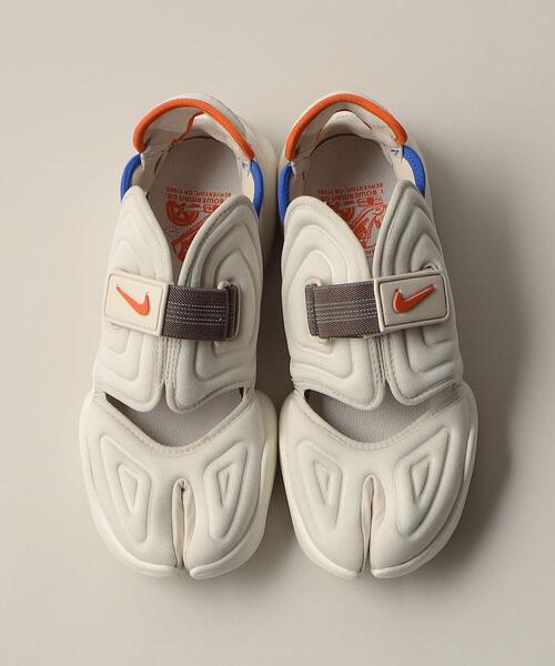 NIKE（ナイキ）の「【WEB限定】＜NIKE＞ ウィメンズ アクア リフト プレミアム（スニーカー・レディース・その他1・23.5cm/22.5cm/23cm/24cm/24.5cm/22cm/25cm）」の2枚目の写真