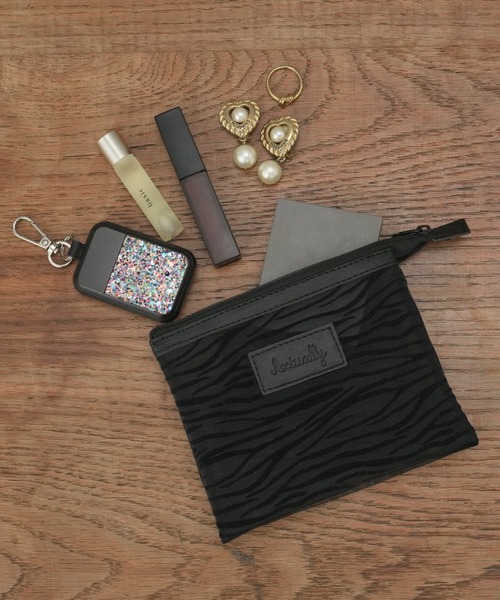 Actually（アクチュアリー）の「メッシュダブルポーチ（ポーチ・レディース・シルバー×ゴールド/ブラック/ゼブラ/ストライプ/ドット・フリー）」の4枚目の写真