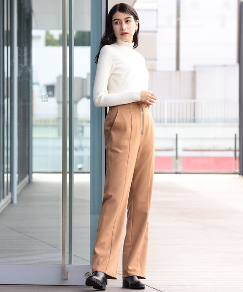 Ray BEAMS（レイビームス）の「Ray BEAMS / 14G リブ タートル ニット（ニット/セーター・レディース・イエロー/ブルー/ブラック/オフホワイト・ONE SIZE）」の6枚目の写真