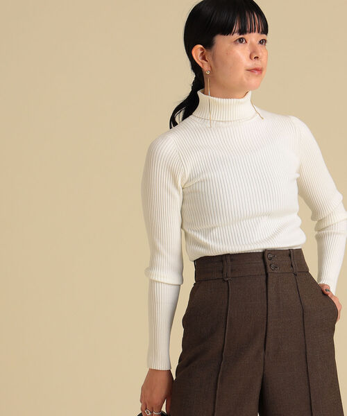 Ray BEAMS（レイビームス）の「Ray BEAMS / 14G リブ タートル ニット（ニット/セーター・レディース・イエロー/ブルー/ブラック/オフホワイト・ONE SIZE）」の13枚目の写真