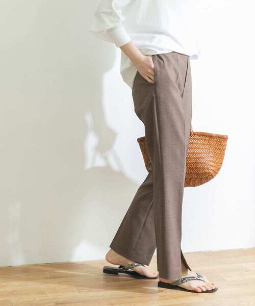 URBAN RESEARCH（アーバンリサーチ）の「スラブオックススリットイージーパンツ（その他パンツ・レディース・ブラウン系その他/ネイビー・38/36）」の17枚目の写真