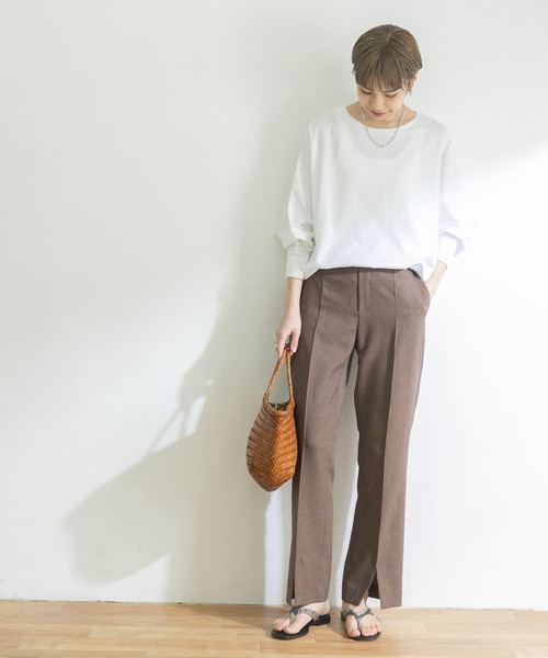 URBAN RESEARCH（アーバンリサーチ）の「スラブオックススリットイージーパンツ（その他パンツ・レディース・ブラウン系その他/ネイビー・38/36）」の21枚目の写真