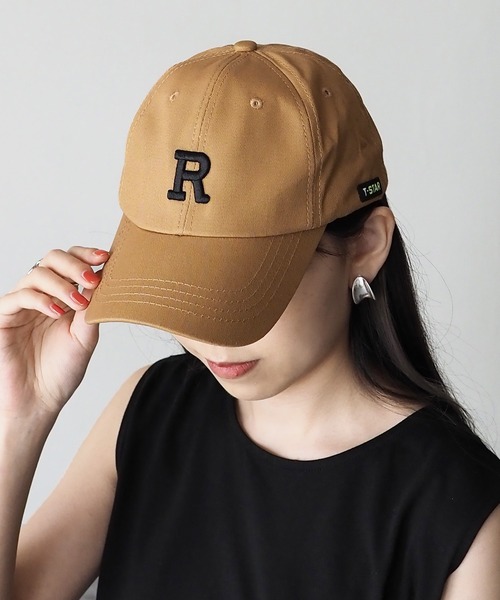 Riberry（リベリー）の「R刺繍ベースボールキャップ（キャップ・レディース・ホワイト/ブラック/ブラウン/ベージュ/グリーン/キャメル・FREE）」の6枚目の写真