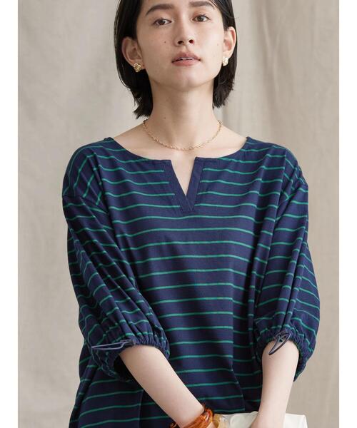 AMERICAN HOLIC(アメリカンホリック)の「袖ドロストカットプルオーバー(Tシャツ/カットソー・レディース・グリーン/マルチ・M/L)」の5枚目の写真