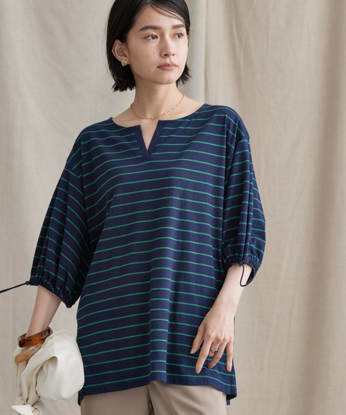 AMERICAN HOLIC(アメリカンホリック)の「袖ドロストカットプルオーバー(Tシャツ/カットソー・レディース・グリーン/マルチ・M/L)」の1枚目の写真