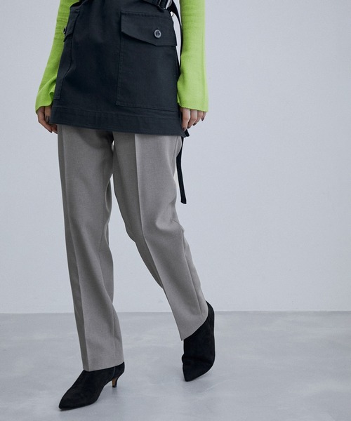 ADAM ET ROPE'（アダムエロペ）の「【サステナブル】スリムスラックス（スラックス・レディース・ブラック/クリーム/ラベンダー/グレー・38/36/34）」の3枚目の写真