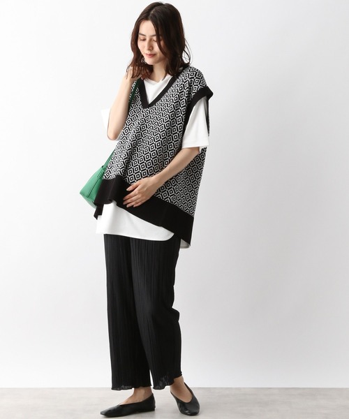 LEPSIM（レプシィム）の「マタニティ／14ゲージキカWジャガードベスト　298711（マタニティウェア/グッズ・レディース・ブラック/ベージュ・FREE）」の9枚目の写真