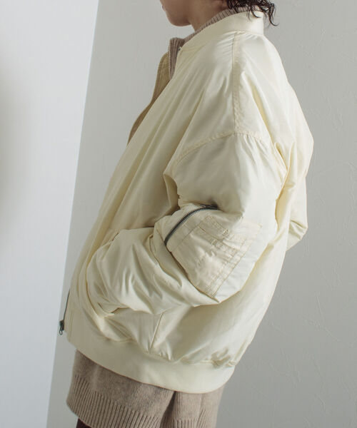 GLOSTER（グロスター）の「【GLOSTER/グロスター】MA-1 FLIGHT JACKET フライトジャケット ミリタリー（ブルゾン・メンズ・ブラック/オリーブ/ネイビー/ホワイト・S/M/L/XL）」の6枚目の写真