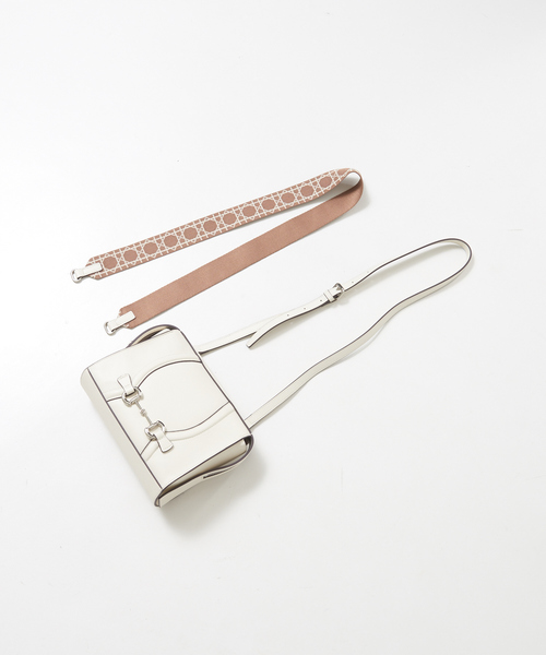 LOWELL things（ロウェル　シングス）の「Bit/レザービット付きクロスBODYBAG（ショルダーバッグ・レディース・ブルー/カーキ/ブラック/アイボリー/グレイッシュベージュ/シルバー・フリー）」の20枚目の写真