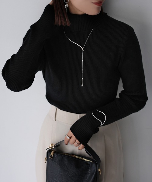 Riberry（リベリー）の「リブタートルネックニット（ニット/セーター・レディース・イエロー/レンガ/グリーン/ブラウン/ブラック/オフホワイト/ベージュ/ホワイト×ブラック/ブルー/ライトグレー/グリーン系/レッド/オレンジ・FREE）」の3枚目の写真