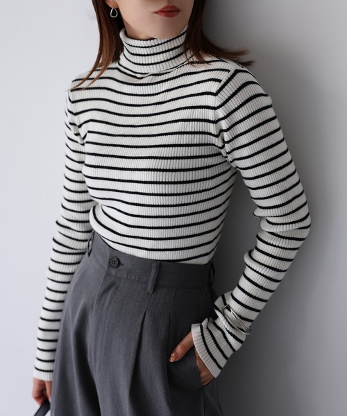 Riberry（リベリー）の「リブタートルネックニット（ニット/セーター・レディース・イエロー/レンガ/グリーン/ブラウン/ブラック/オフホワイト/ベージュ/ホワイト×ブラック/ブルー/ライトグレー/グリーン系/レッド/オレンジ・FREE）」の15枚目の写真