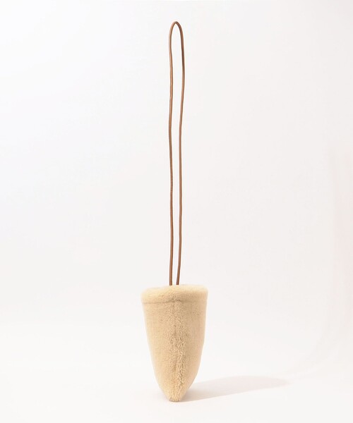 TOMORROWLAND (トゥモローランド)の「ムートン 巾着ポシェット(ショルダーバッグ・レディース・ベージュ・FREE)」の3枚目の写真