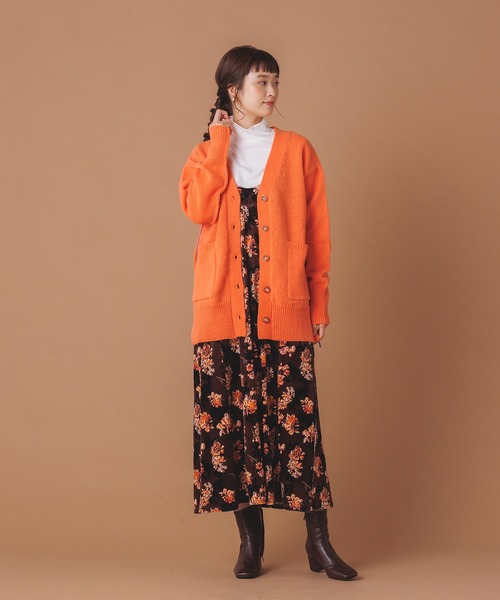 hunch(ハンチ)の「ベロアロングキャミワンピース(ワンピース・レディース・ブラウン/ピンク/ブルー/グリーン・FREE)」の7枚目の写真