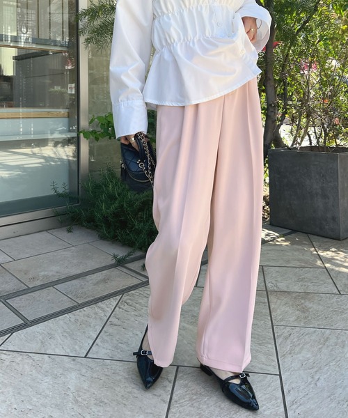 Futier land（フューティアランド）の「【4サイズ展開】大人しなやかの落ち感。ハイウエストツータックスラックス（スラックス・レディース・ブラック/ブラウン/グレー/ワインレッド/アイボリー/ライトパープル/ベージュ/ライトグレー/ライトピンク/ライトイエロー・MEDIUM/LARGE/SMALL/M-Short）」の9枚目の写真